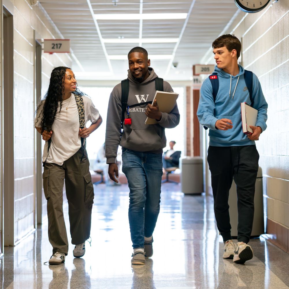 Students walking on the Walters State campus